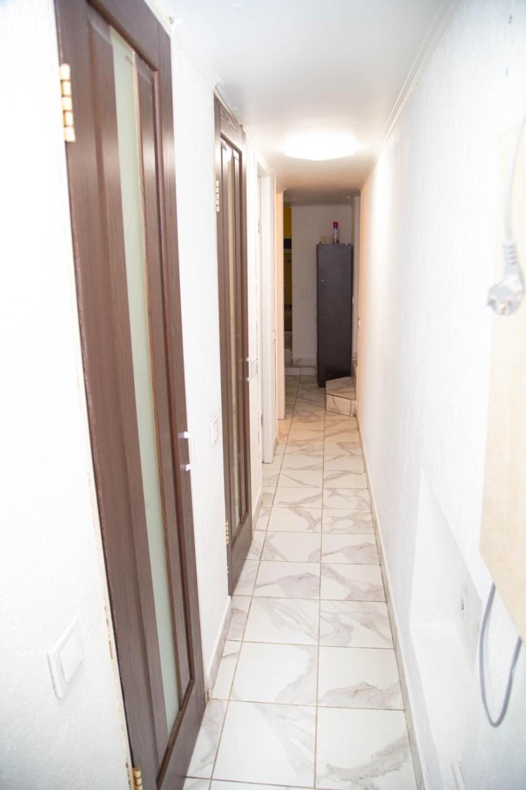 Sun City Hostel 4 Kiev Esterno foto